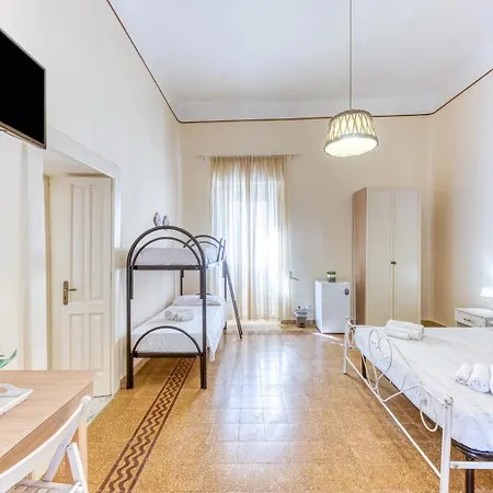 La Corte Dei Mille Guest house *