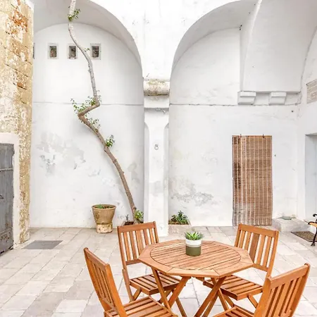 Guest house La Corte Dei Mille