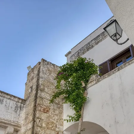 La Corte Dei Mille Guest house *