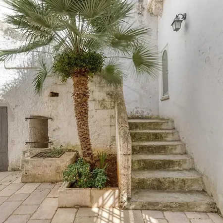 La Corte Dei Mille Presicce