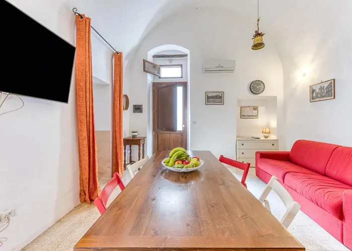 La Corte Dei Mille Presicce