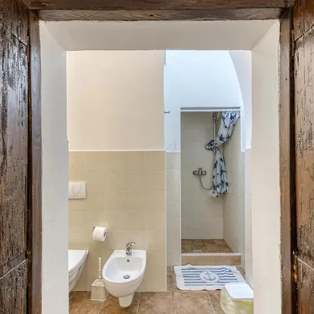 La Corte Dei Mille Presicce