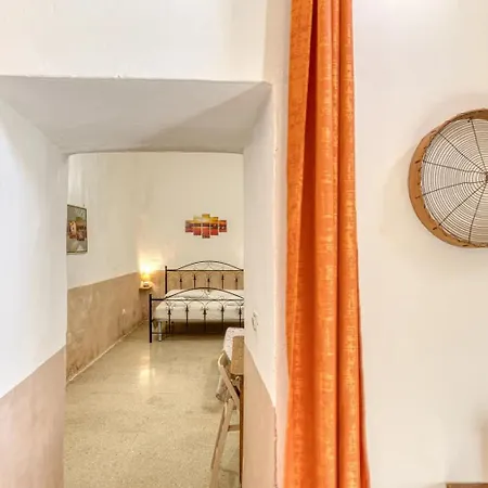 La Corte Dei Mille Konukevi 3*