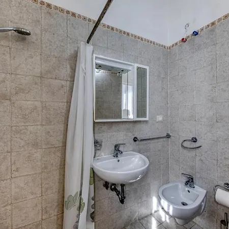 Konukevi La Corte Dei Mille 3*