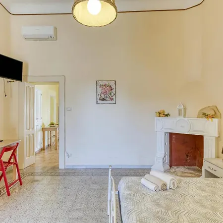 Konukevi La Corte Dei Mille