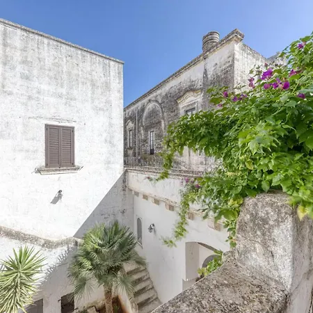 La Corte Dei Mille Presicce